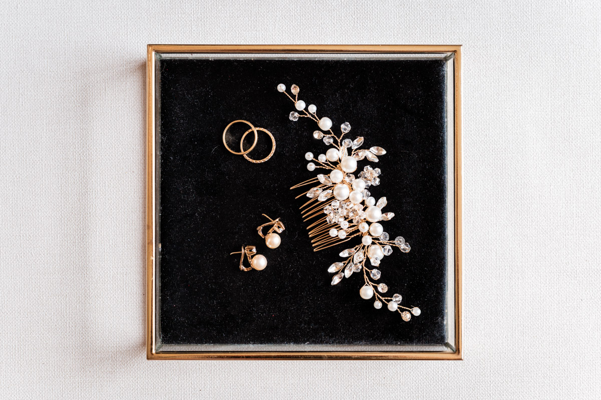 Mariage au Domaine de Kerenez : une arrivée en bateau pour une journée inoubliable