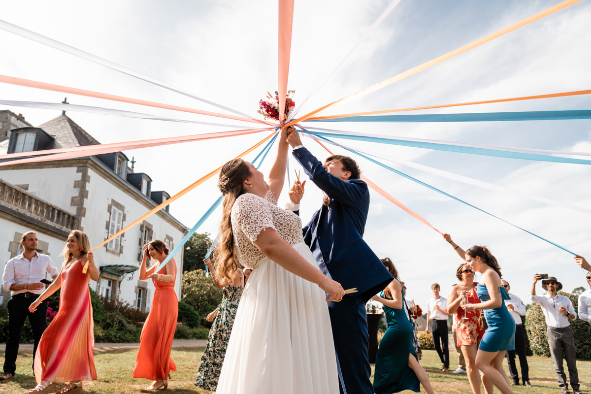Mariage au Domaine de Kerenez : une arrivée en bateau pour une journée inoubliable